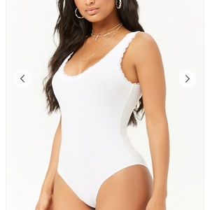 Forever 21 Lace Trim Scoop Neck Bodysuit. Sz: Med.